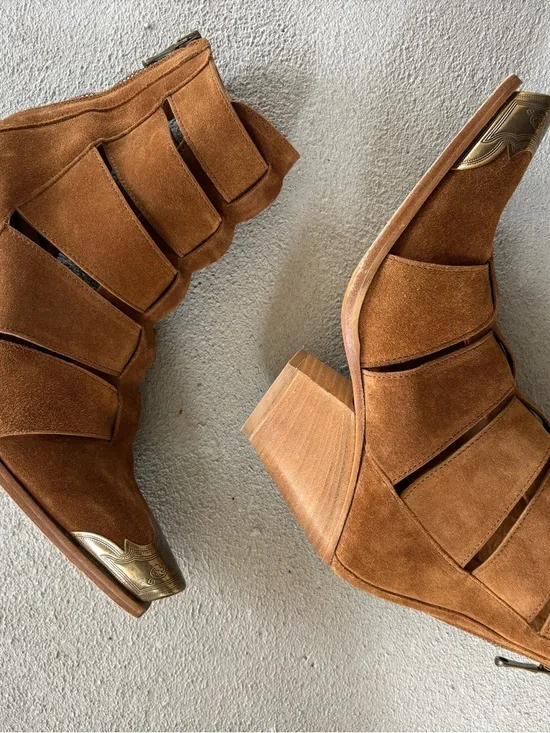 Free People Brayden Fisherman Suede Cutout Ankle cowboy Boots with Gold Toe Cap - Picture 3 of 8